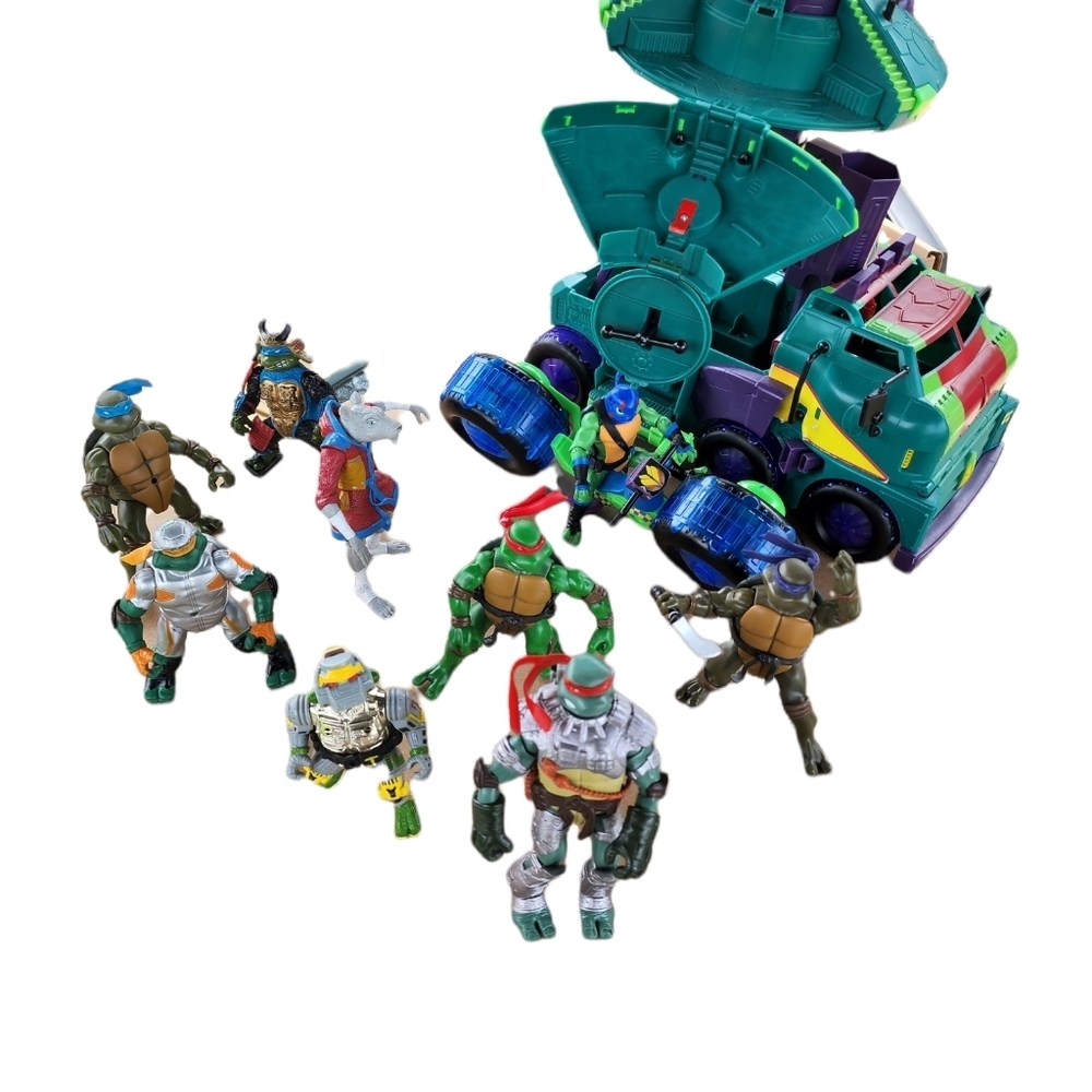 Teenage Mutant Ninja Turtle Mixed lot TMNT with Turtle Tank & Moto